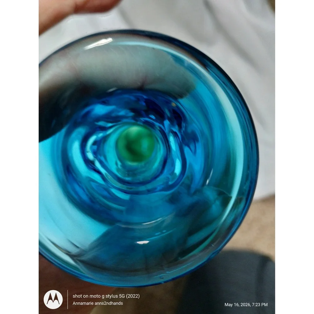 N/A beautiful blue